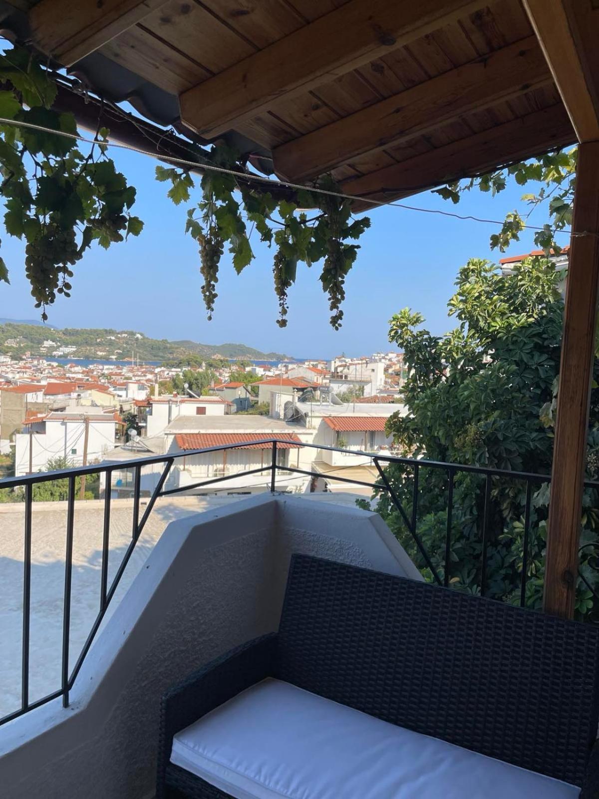 Katerinas Apartmens Skiathos Exterior foto